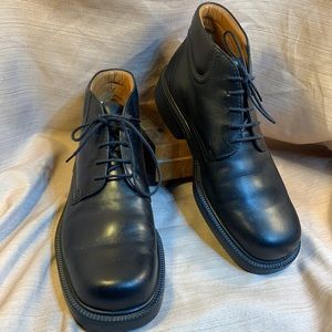 Ecco almost NEW leather ankle lace up boots worn 1